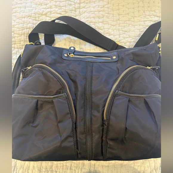 SkipHop Diaper Bag, Black. - Picture 2 of 11